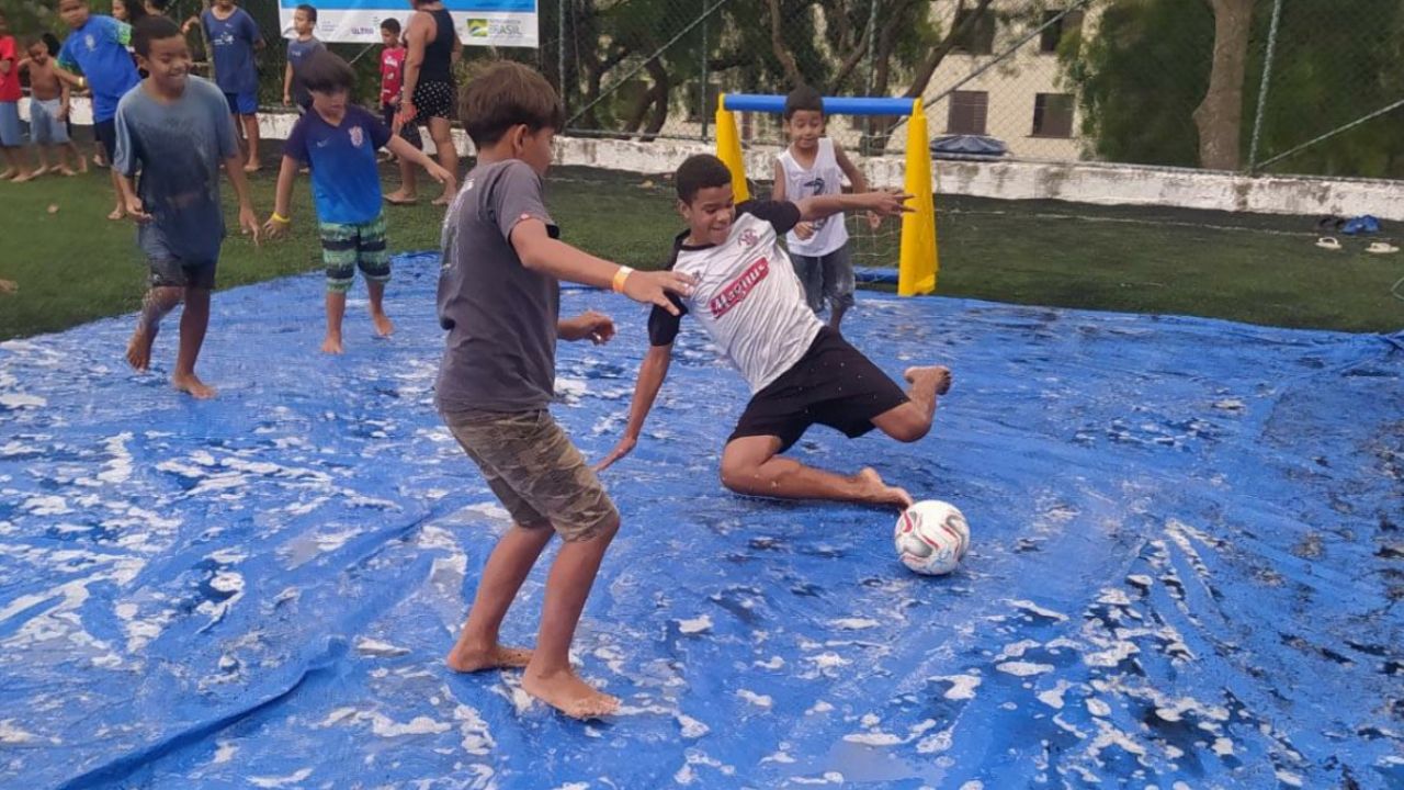 Futebol no Sabão - Festival de Férias