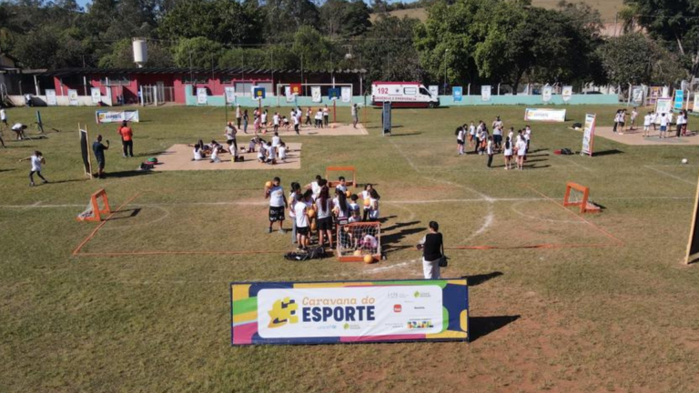 Parceria IEE e SESC capacita 750 educadores do litoral sul paulista para atender crianças neuroatípicas